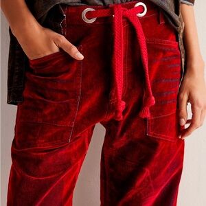FREE PEOPLE - Moxie Flocked, Pull-on, Barrel Jean. Size 27, Rio Red.